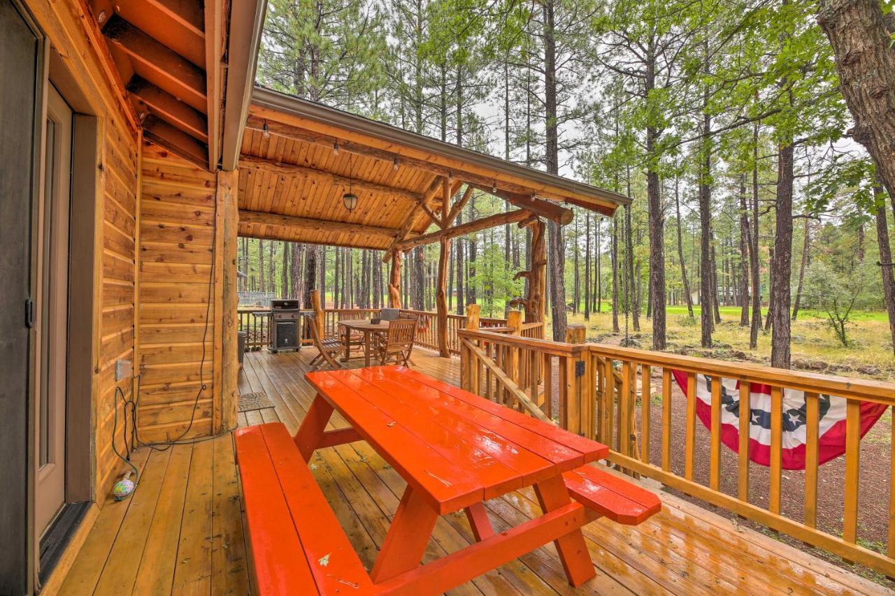 Lush Pinetop Retreat With Large Deck And Wooded Yard! Luaran gambar