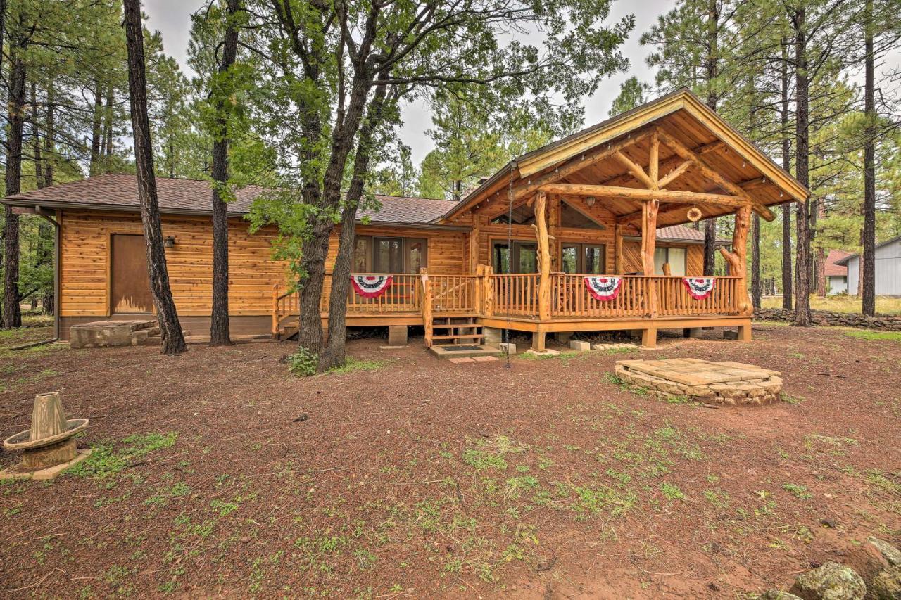 Lush Pinetop Retreat With Large Deck And Wooded Yard! Luaran gambar
